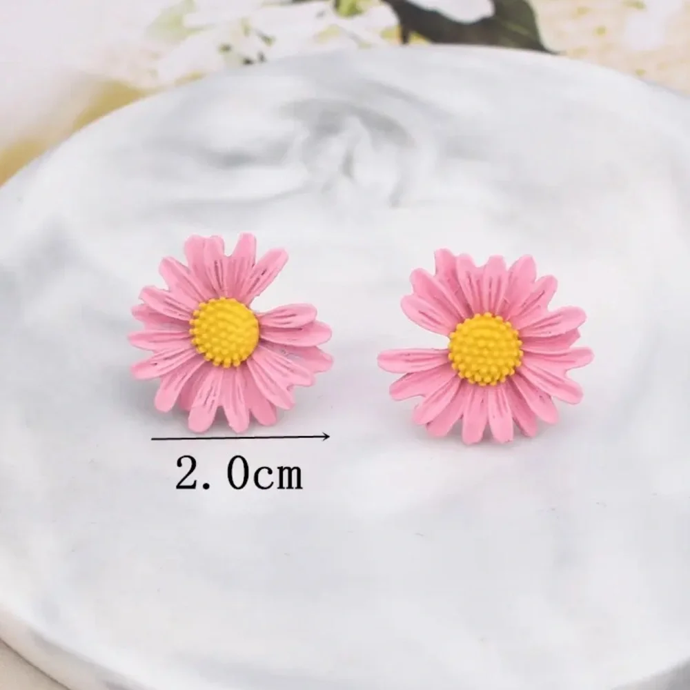 Pink Floral Daisy Earrings